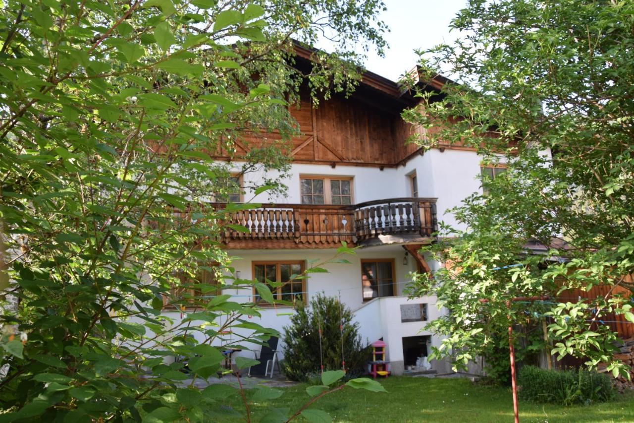 Ferienwohnung Försterhaus Holzgau Exterior foto